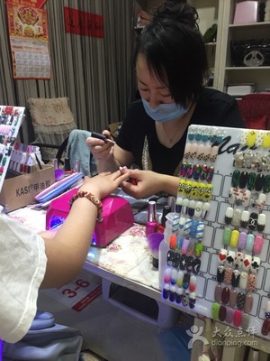 尚飾美甲店 牡丹江麗人圈內的精致之選，大眾點評上的口碑見證
